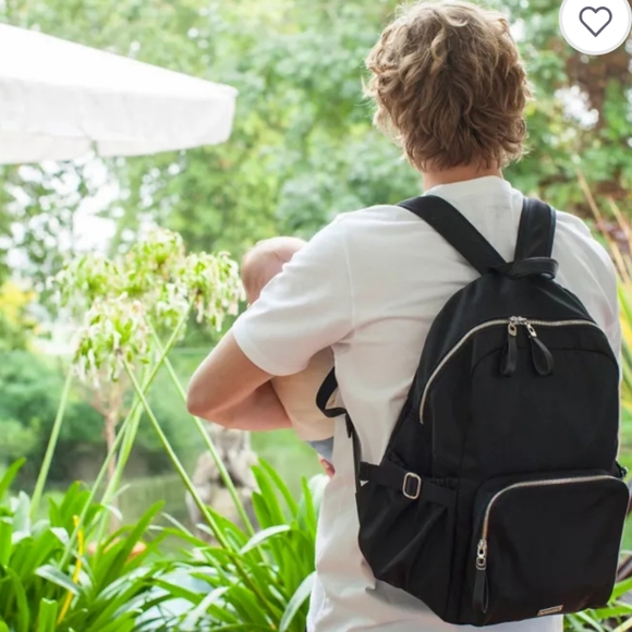 Storksak Hero black backpack - Picture 6 of 13